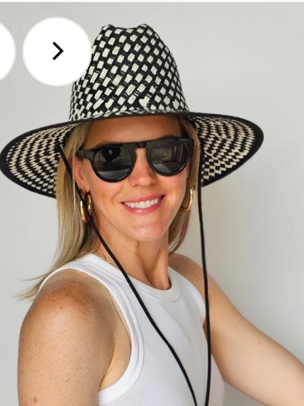 BALDIZ ladies black-and-white lifeguard hat, never worn brand new
